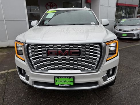 Used 2021 GMC Yukon Denali w/ LPO, Illumination Package image 10