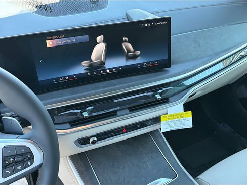 New 2026 BMW X5 xDrive50e w/ Executive Package image 28