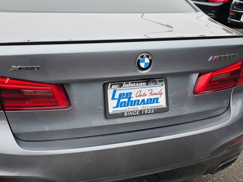 Used 2018 BMW M550i xDrive AWD/4WD image 25
