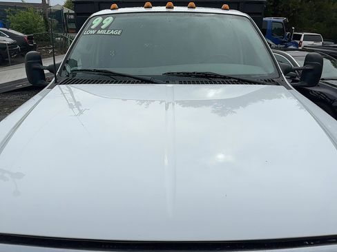 Used 1999 Ford F450 XL image 16