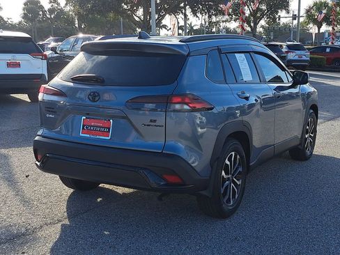 Used 2026 Toyota Corolla Cross SE image 3