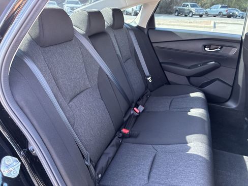 Certified 2025 Honda Accord LX image 21