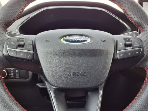 Used 2024 Ford Escape ST-Line w/ Tech Pack #1 AWD/4WD image 16