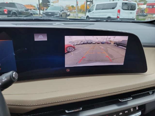 Certified 2024 Cadillac XT4 Luxury w/ Cold Weather Package FWD image 20