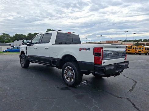 New 2025 Ford F350 King Ranch w/ FX4 Off-Road Package image 5