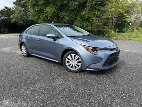 Used 2020 Toyota Corolla LE FWD image 8