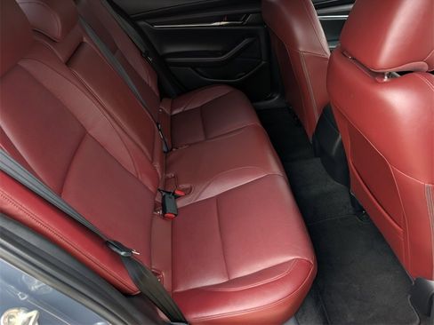 Used 2022 MAZDA MAZDA3 s image 37