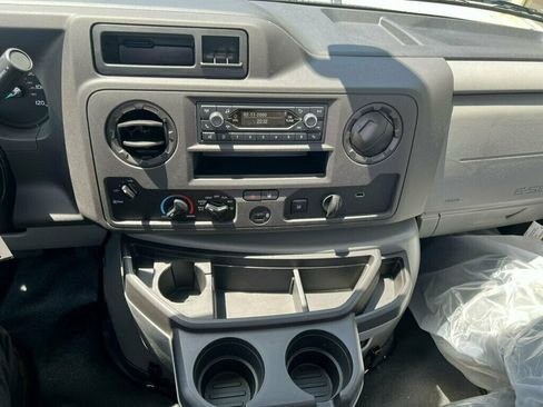 Used 2024 Ford E-350 and Econoline 350 Super Duty w/ Driver's Safety Package RWD image 17