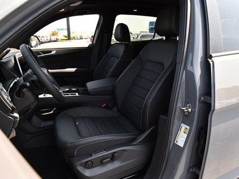 New 2026 Volkswagen Atlas Cross Sport SEL R-Line AWD/4WD image 19