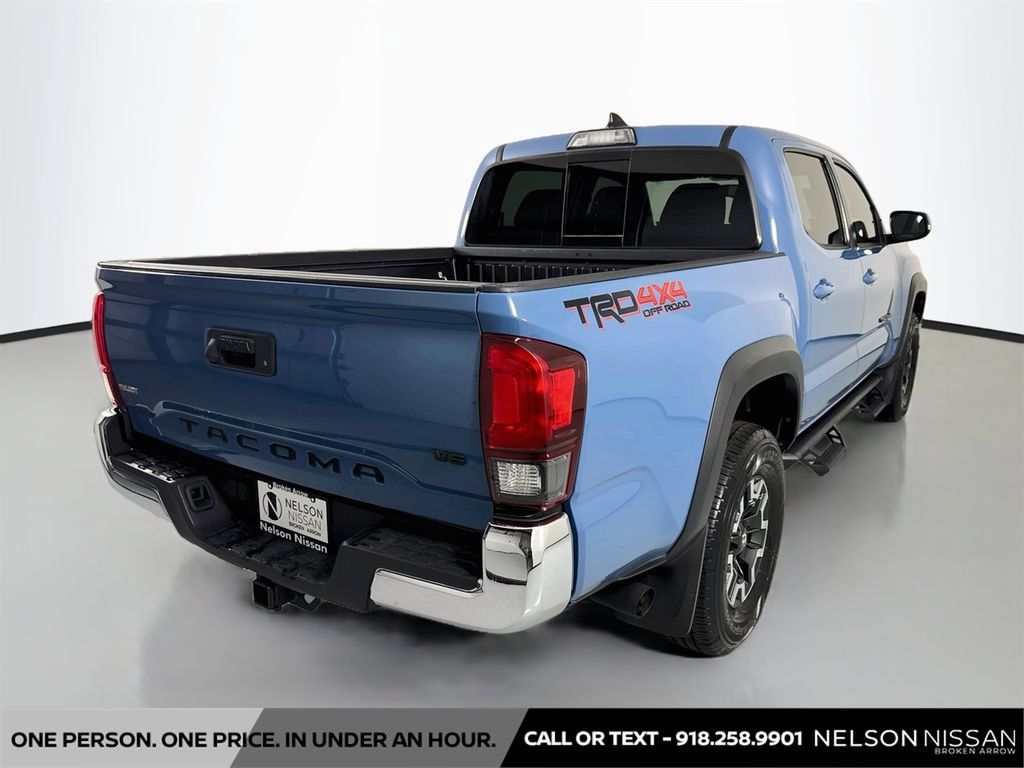 Used 2019 Toyota Tacoma TRD Off-Road AWD/4WD image 5
