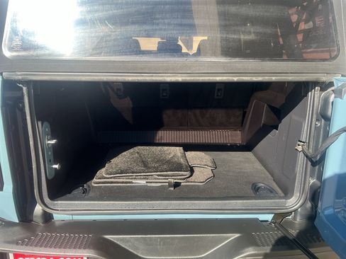 Used 2022 Ford Bronco Badlands image 13