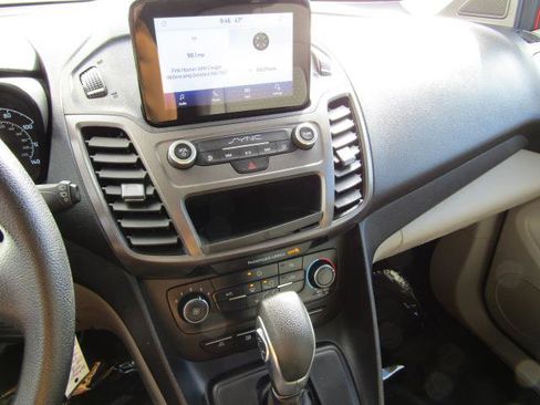 Used 2023 Ford Transit Connect XLT image 23