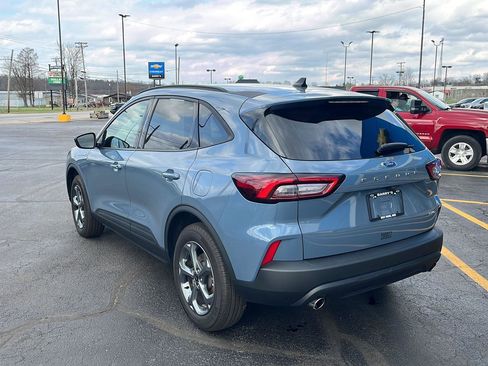 Used 2025 Ford Escape ST-Line image 3