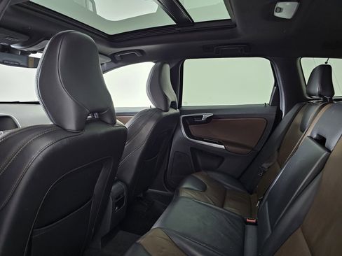 Used 2015 Volvo XC60 T5 image 17