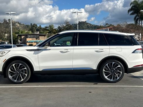 Certified 2023 Lincoln Aviator Reserve w/ Equipment Group 201A image 6
