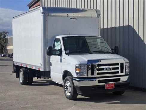 New 2025 Ford E-450 and Econoline 450 Super Duty w/ Power Equipment Group image 6