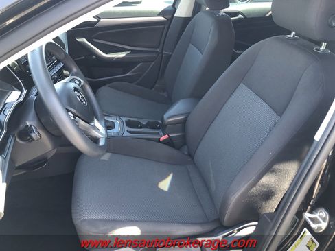 Used 2019 Volkswagen Jetta S image 12