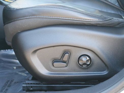 Used 2017 Jeep Compass Limited w/ Navigation Group image 13