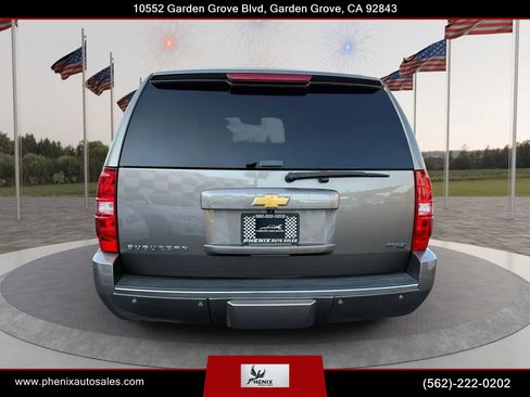 Used 2012 Chevrolet Suburban LTZ image 9