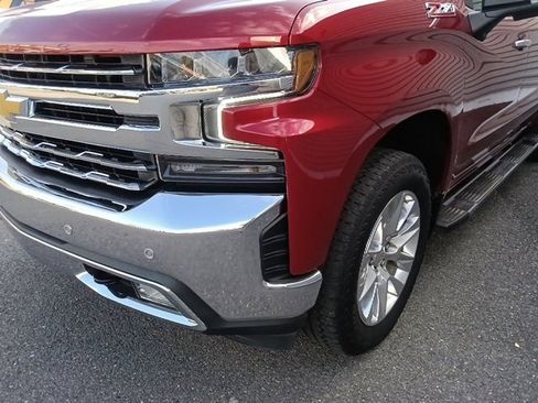 Used 2021 Chevrolet Silverado 1500 LTZ image 9