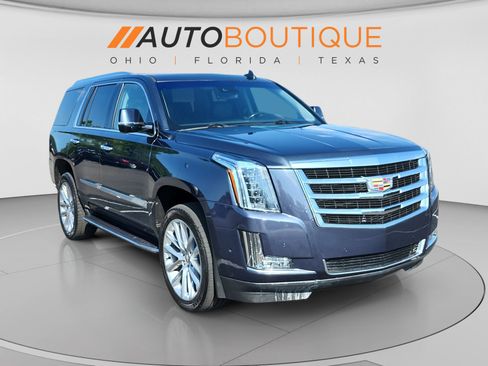 Used 2020 Cadillac Escalade Luxury AWD/4WD image 7