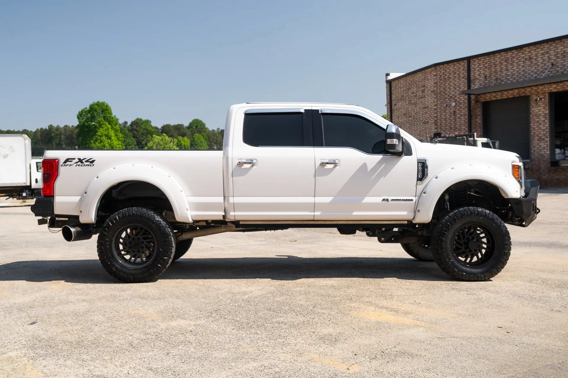 Used 2017 Ford F250 Platinum w/ Platinum Ultimate Package AWD/4WD image 10
