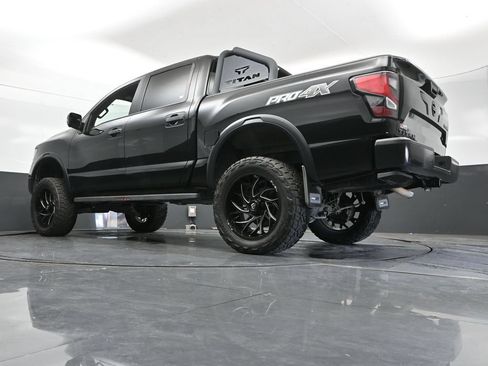 Used 2021 Nissan Titan PRO-4X w/ Pro-4x Convenience Package AWD/4WD image 49