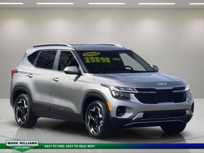 Used 2024 Kia Seltos EX