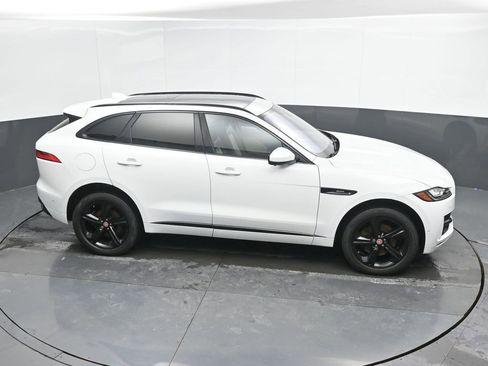 Used 2017 Jaguar F-PACE R-Sport image 37