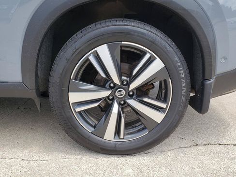 Used 2021 Nissan Rogue Platinum AWD/4WD image 11