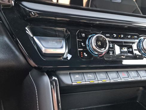 Certified 2026 GMC Sierra 1500 AT4X image 33