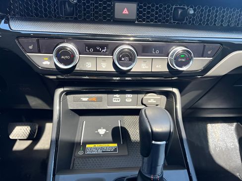 Certified 2024 Honda CR-V Sport Touring image 16