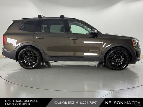 Used 2022 Kia Telluride SX w/ SX Prestige Package AWD/4WD image 5
