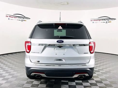 Used 2018 Ford Explorer Limited w/ Ford Safe & Smart Package image 7