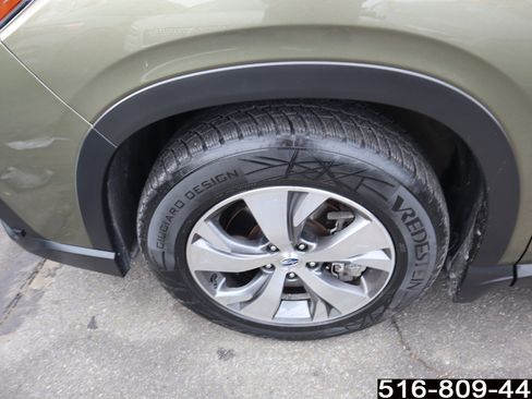 Used 2023 Subaru Ascent Premium w/ Convenience Package image 10