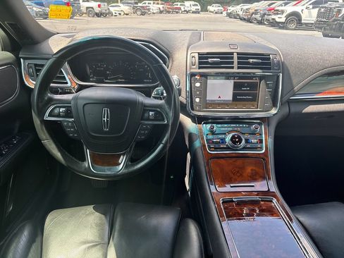 Used 2017 Lincoln Continental Reserve FWD image 20