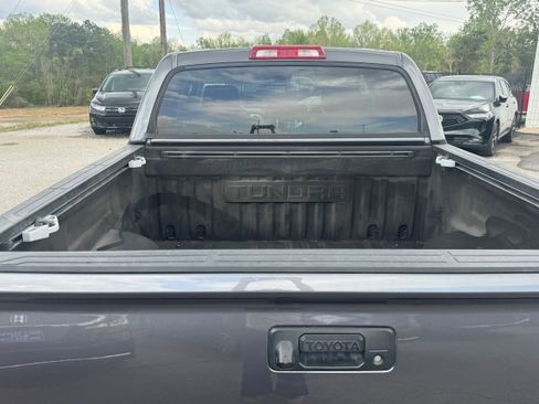 Used 2018 Toyota Tundra SR5 w/ TRD Sport Package AWD/4WD image 10