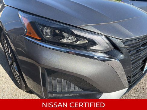 Certified 2025 Nissan Altima 2.5 SV FWD image 5