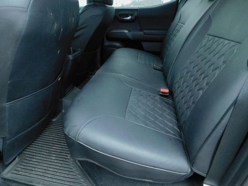 Used 2020 Toyota Tacoma 4x4 Double Cab image 20