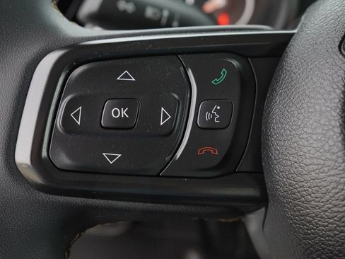 Used 2025 Jeep Wrangler Unlimited Sport AWD/4WD image 19