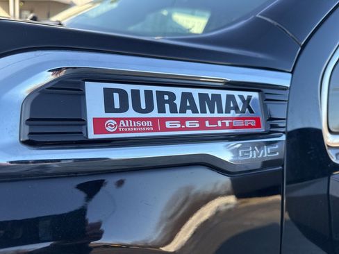 Used 2022 GMC Sierra 2500 Denali image 15