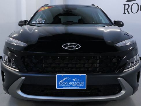Used 2023 Hyundai Kona Limited AWD/4WD image 2