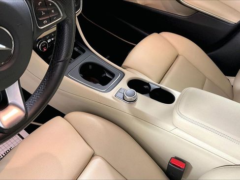 Used 2017 Mercedes-Benz GLA 250 image 15