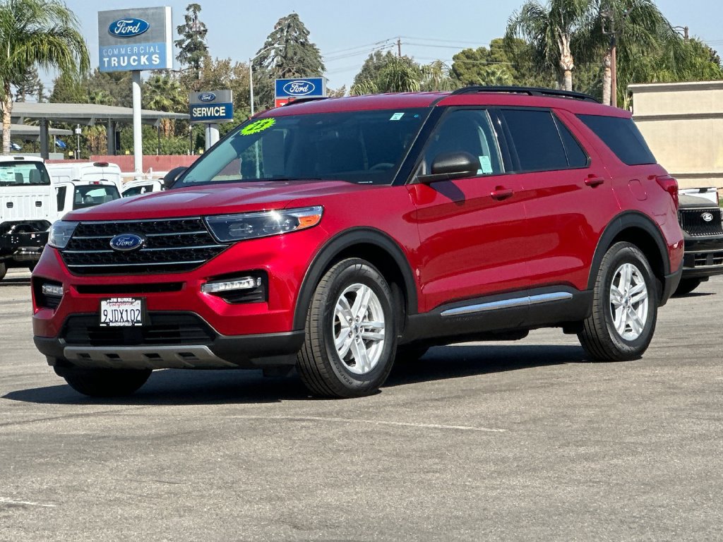 Certified 2023 Ford Explorer XLT w/ Equipment Group 202A RWD image 7