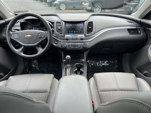 Used 2018 Chevrolet Impala LS FWD image 9