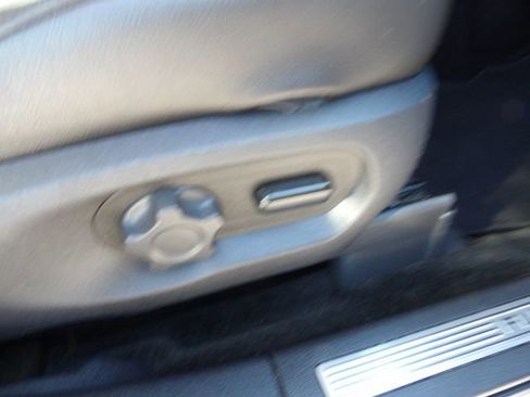 Used 2019 Ford Flex Limited image 32