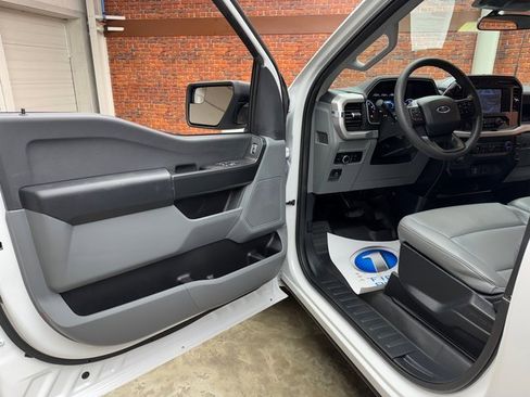 Used 2023 Ford F150 XL image 9