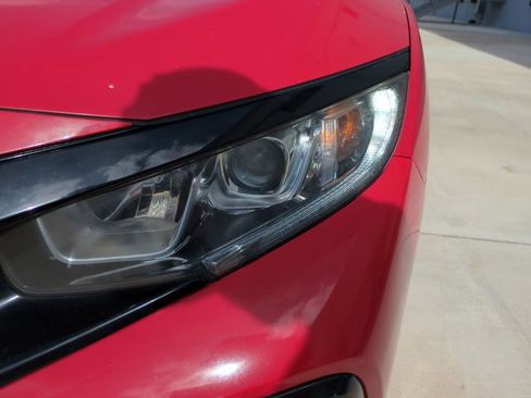 Used 2019 Honda Civic Si image 9