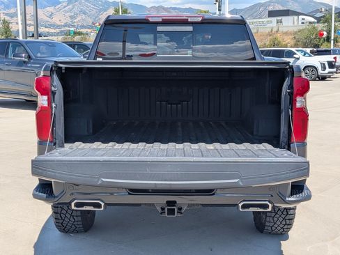 Certified 2022 Chevrolet Silverado 1500 LT Trail Boss w/ LT Trail Boss Premium Package AWD/4WD image 33