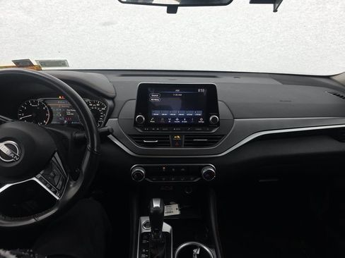 Used 2024 Nissan Altima 2.5 SR image 18